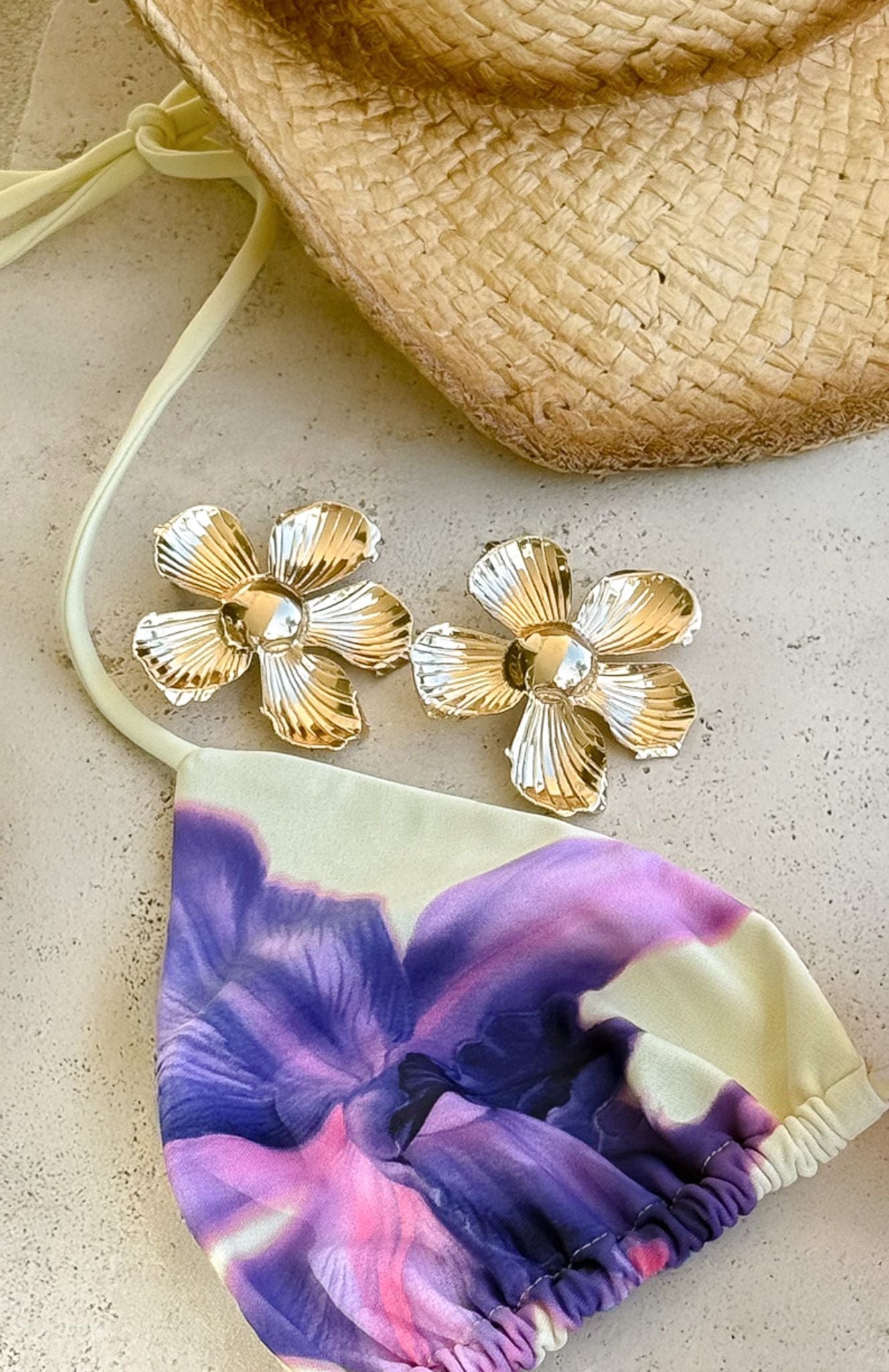 Arlan Earrings Gold